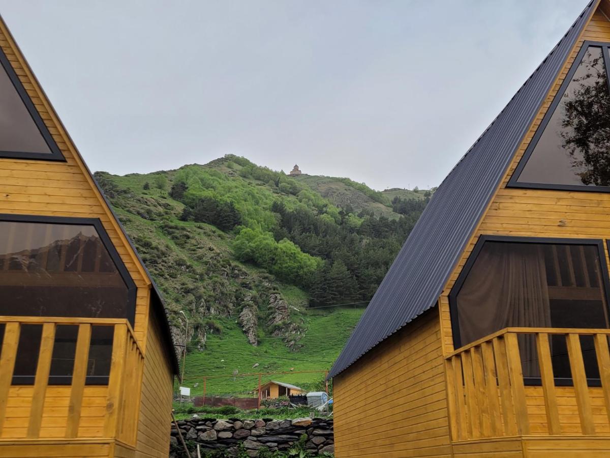 Pine Chalet Kazbegi المظهر الخارجي الصورة