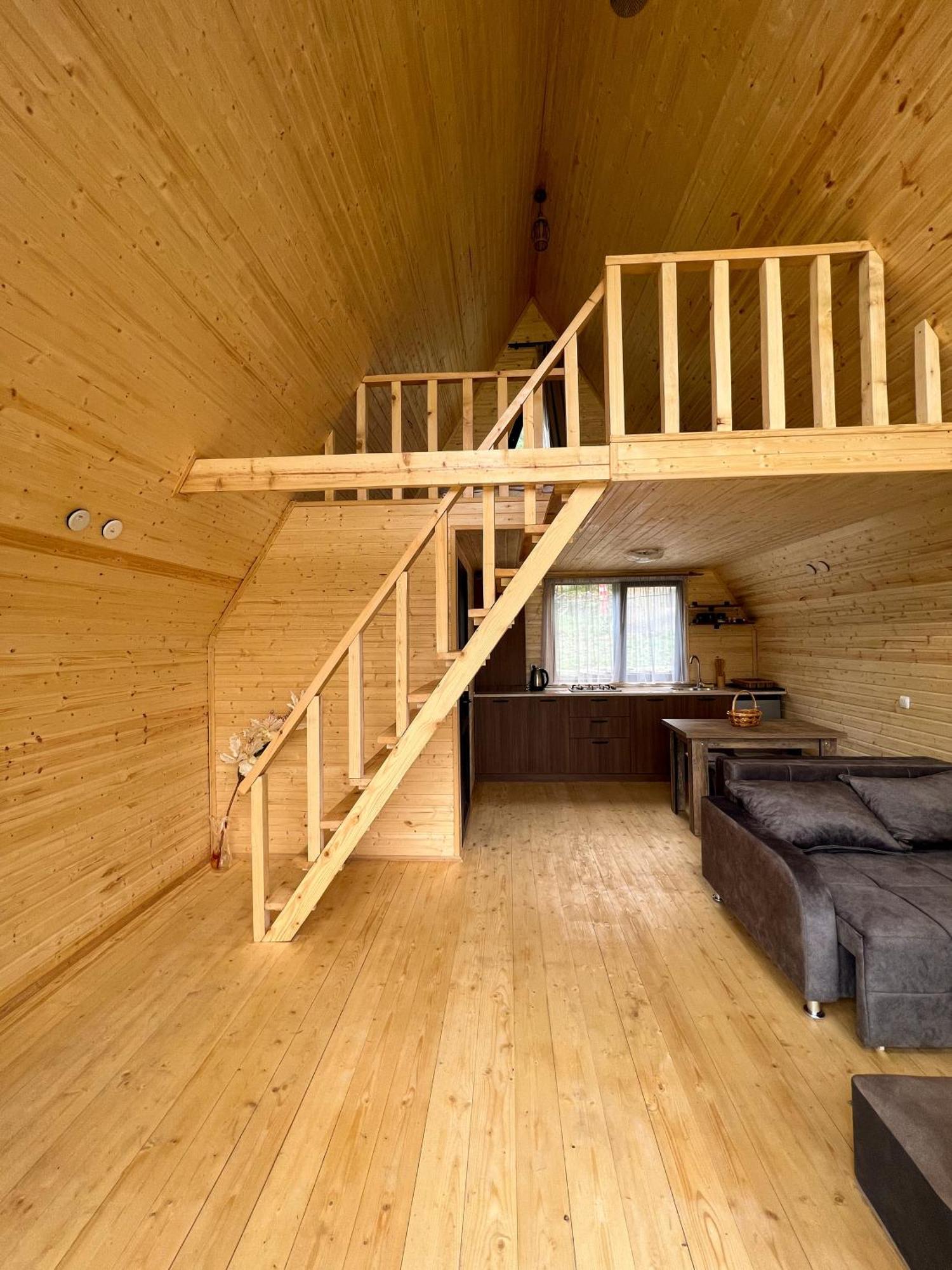 Pine Chalet Kazbegi الغرفة الصورة